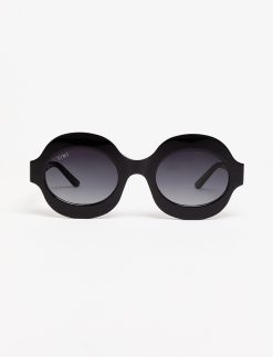 Paola - Total Black Edition